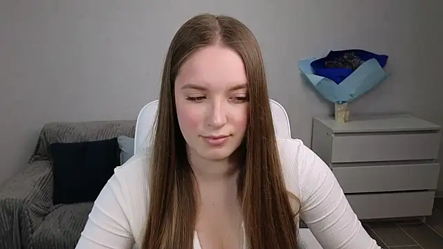 EvaMaddison online show from February 2025 06:04:01 AM
