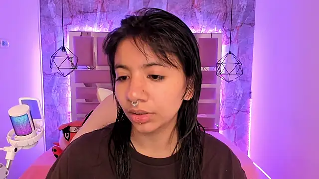 Nami usagi online show from December 2024 12:27:02 PM