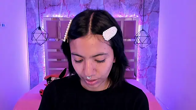 Nami usagi online show from December 2024 12:11:02 PM