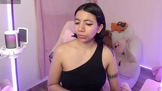 Nami usagi online show from October 2025 12:39:02 PM