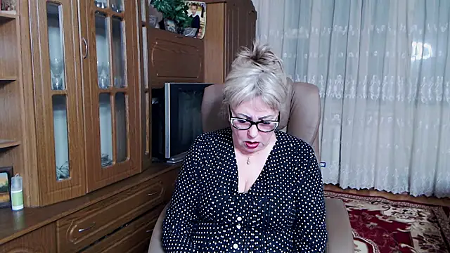 Snapshot of Kallliina chatting on February 2025 05:49:02 PM Kallliina online show from February 2025 05:49:02 PM