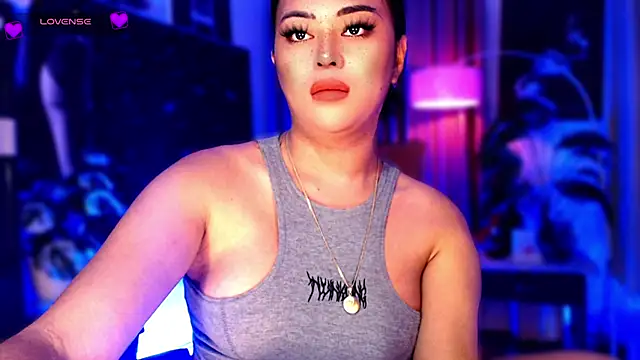 Snapshot of Thalia_Cambridge chatting on October 2025 03:07:01 AM Thalia Cambridge online show from October 2025 03:07:01 AM