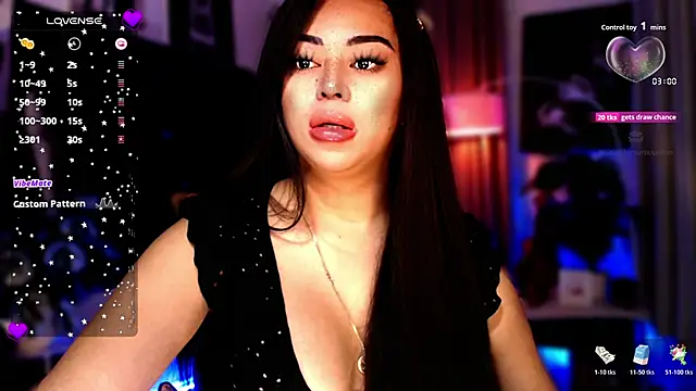 Thalia Cambridge online show from November 2025 10:10:02 PM