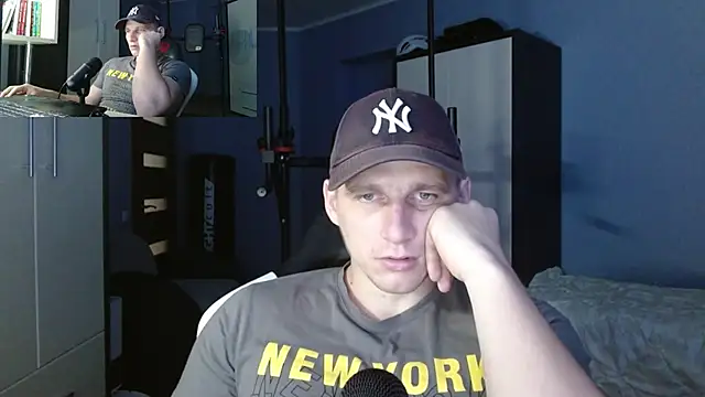 PoliglotJoe online show from October 2025 01:23:01 PM