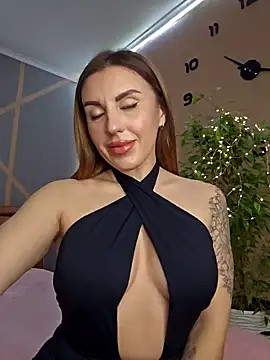 Kalli Fornia online show from December 2024 08:19:02 AM