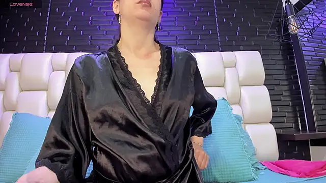 Salo Heaven online show from December 2024 01:39:01 PM