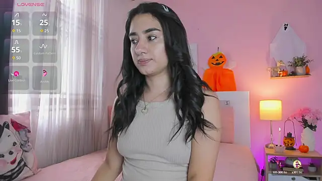 annadu011 online show from October 2025 02:51:02 PM