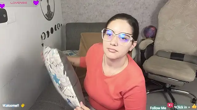 Snapshot of blue__moon_ chatting on March 2025 03:26:02 AM blue moon online show from March 2025 03:26:02 AM