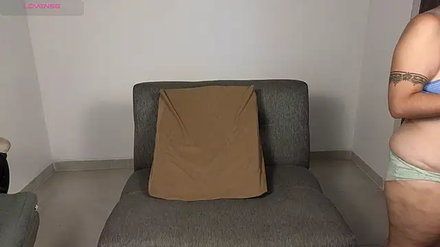 Snapshot of blue__moon_ chatting on September 2025 06:42:01 PM blue moon online show from September 2025 06:42:01 PM