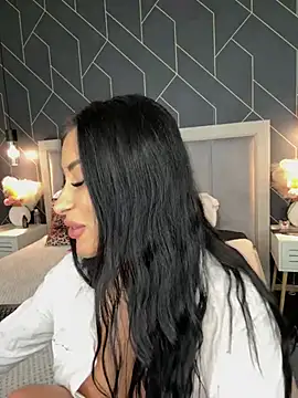 EmyLaveau online show from February 2025 12:00:02 PM