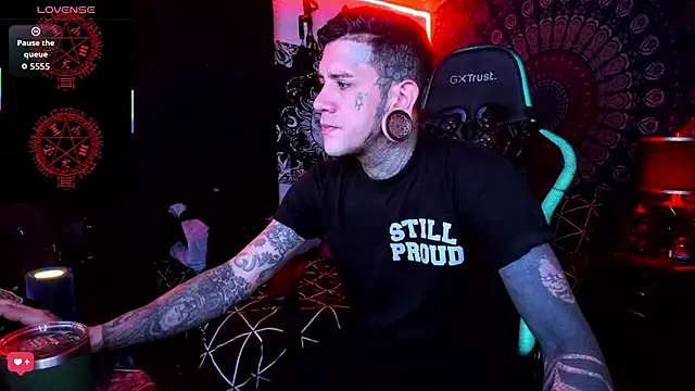 Snapshot of josh__ackerman chatting on September 2025 03:37:01 PM josh ackerman online show from September 2025 03:37:01 PM