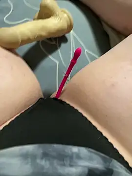 katcclovea online show from October 2025 05:57:02 PM