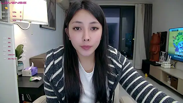 Sylvia- online show from March 2025 01:07:02 PM