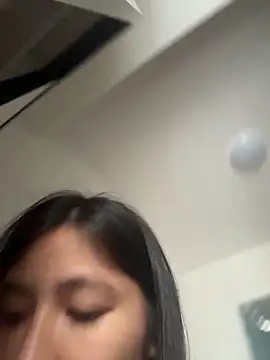 Sylvia- online show from November 2025 07:12:01 AM