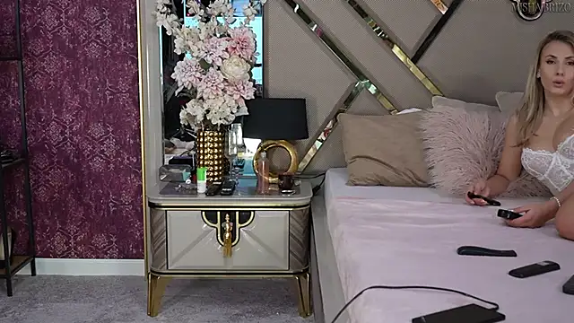 MishaBrizo online show from December 2024 10:16:02 PM