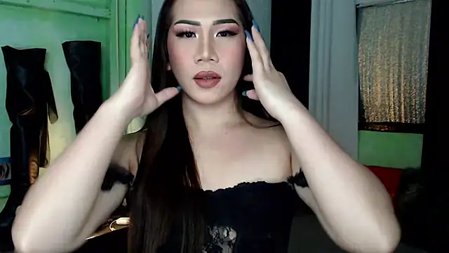 Snapshot of elise_bloom69 chatting on September 2025 06:08:02 PM elise bloom69 online show from September 2025 06:08:02 PM