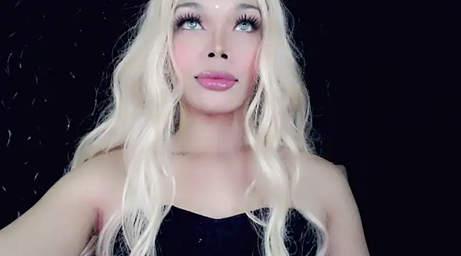 Snapshot of sugar_bbyxx chatting on February 2025 03:43:01 PM sugar bbyxx online show from February 2025 03:43:01 PM