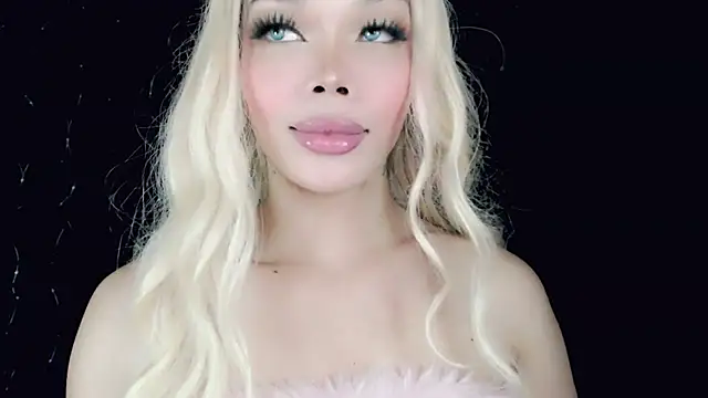 Snapshot of sugar_bbyxx chatting on March 2025 12:04:01 PM sugar bbyxx online show from March 2025 12:04:01 PM