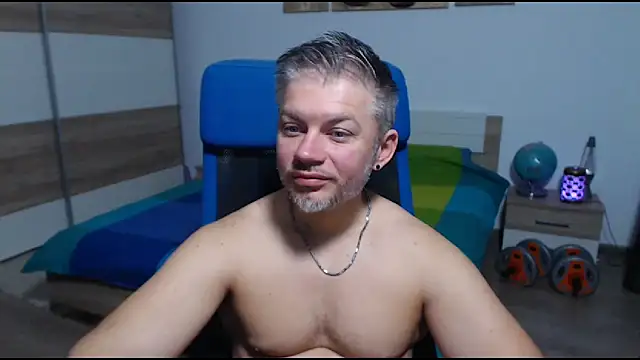 RobbyShawz online show from October 2025 04:21:02 AM