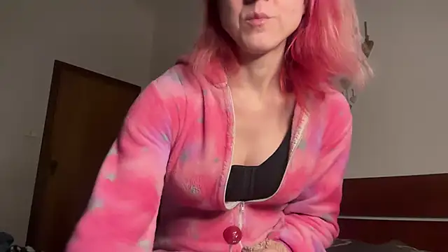 Nikky Divine online show from January 2025 06:04:02 PM