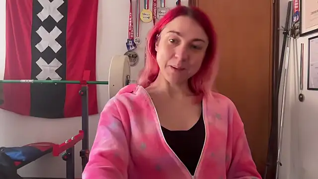 Nikky Divine online show from January 2025 09:34:01 AM