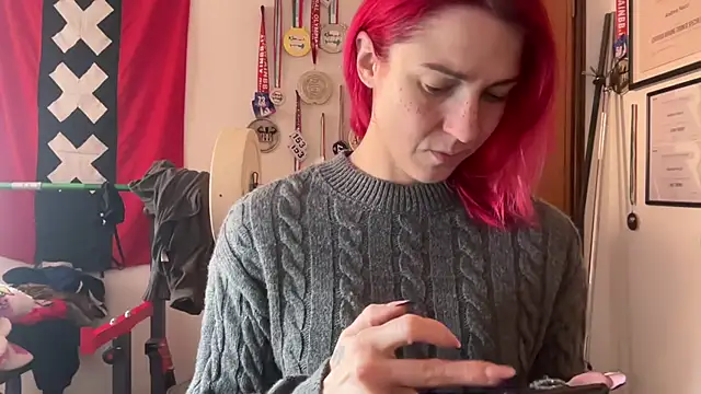 Nikky Divine online show from January 2025 09:17:01 AM