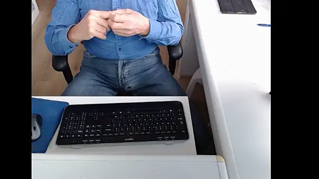 Snapshot of dutchpornking chatting on October 2025 07:27:02 AM dutchpornking online show from October 2025 07:27:02 AM