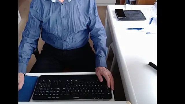 Snapshot of dutchpornking chatting on November 2025 08:24:01 AM dutchpornking online show from November 2025 08:24:01 AM