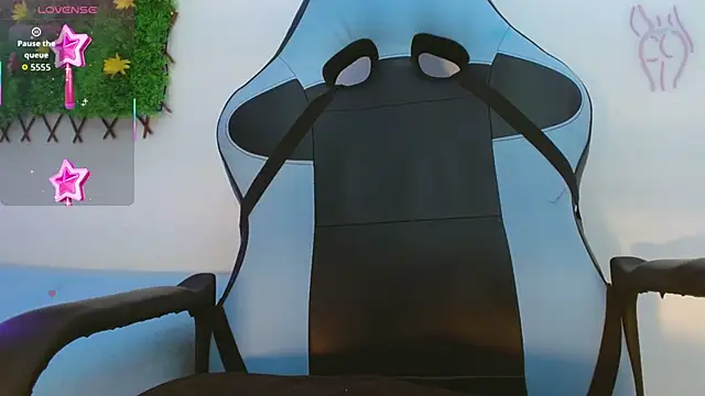 Snapshot of allyson_cute1 chatting on October 2025 07:35:02 PM allyson cute1 online show from October 2025 07:35:02 PM