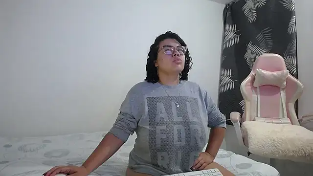 mabigomez00 online show from October 2025 09:29:01 AM