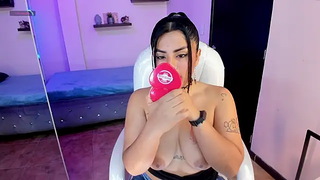 Catalinaa martinez online show from December 2024 11:13:02 PM