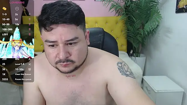 Snapshot of oso_dirty_ chatting on March 2025 05:37:01 PM oso dirty online show from March 2025 05:37:01 PM