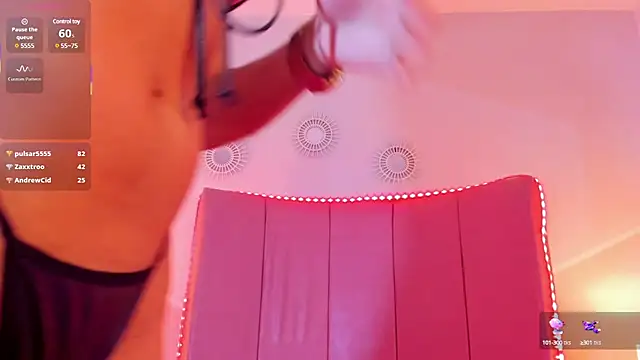 sofia castrillon online show from February 2025 06:43:02 AM