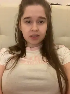 Snapshot of HornyGirlH chatting on October 2025 11:46:01 PM HornyGirlH online show from October 2025 11:46:01 PM