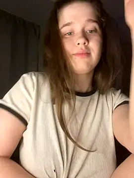 Snapshot of HornyGirlH chatting on November 2025 02:35:01 AM HornyGirlH online show from November 2025 02:35:01 AM