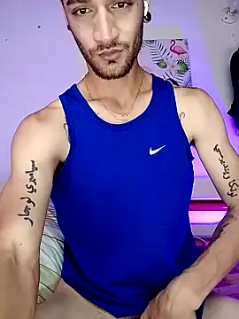 Snapshot of iamxandertv chatting on November 2025 06:06:01 PM iamxandertv online show from November 2025 06:06:01 PM