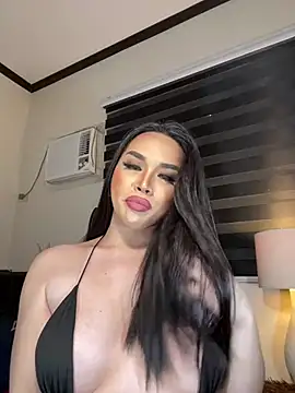 Snapshot of MISSANACONDA chatting on January 2025 04:50:01 AM MISSANACONDA online show from January 2025 04:50:01 AM