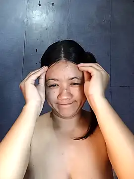 Snapshot of Urchanel chatting on October 2025 03:04:01 AM Urchanel online show from October 2025 03:04:01 AM