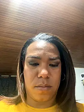 Snapshot of NatiBrunet chatting on November 2025 03:29:02 AM NatiBrunet online show from November 2025 03:29:02 AM