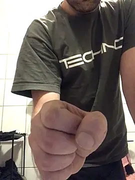 Snapshot of Badkev91 chatting on January 2025 05:05:01 AM Badkev91 online show from January 2025 05:05:01 AM