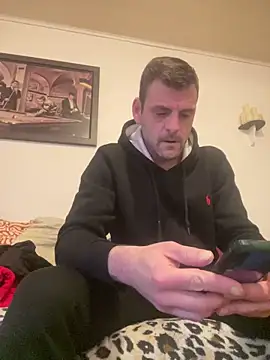 Snapshot of Badkev91 chatting on February 2025 03:31:02 PM Badkev91 online show from February 2025 03:31:02 PM