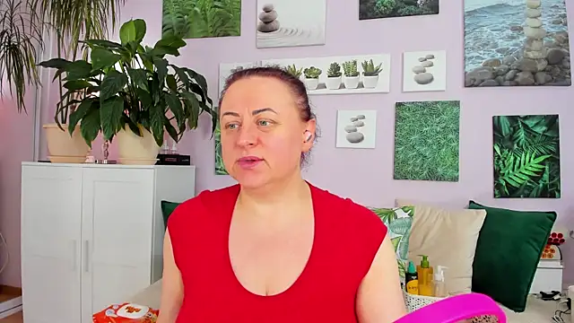 Snapshot of BigTittyGoddess chatting on March 2025 02:21:01 PM BigTittyGoddess online show from March 2025 02:21:01 PM