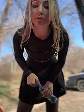 YOUR-KARINA online show from March 2025 09:42:01 AM