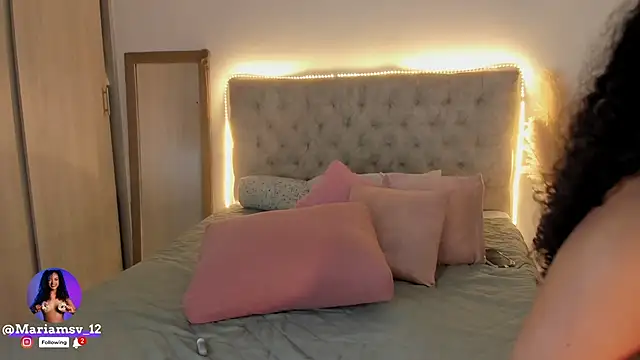 Snapshot of mariam_hill chatting on September 2025 11:07:01 PM mariam hill online show from September 2025 11:07:01 PM