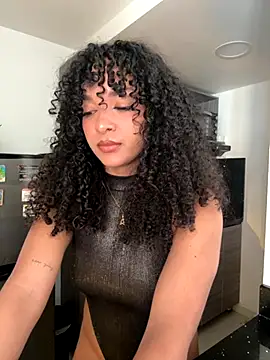 Snapshot of mariam_hill chatting on October 2025 04:16:01 PM mariam hill online show from October 2025 04:16:01 PM