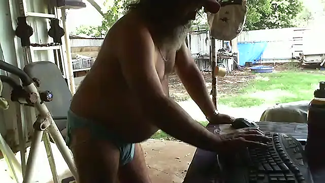 herbie010666 online show from December 2024 04:58:02 AM