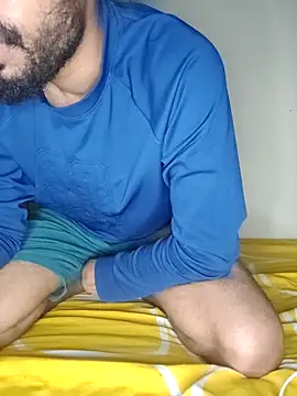 FearingForm online show from October 2025 07:00:01 PM