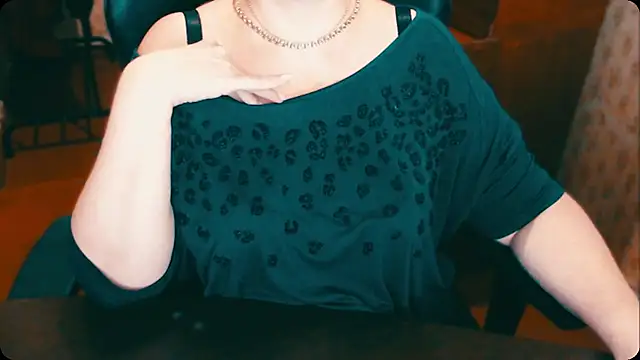 Snapshot of AlisaHot55 chatting on December 2024 07:12:01 PM AlisaHot55 online show from December 2024 07:12:01 PM