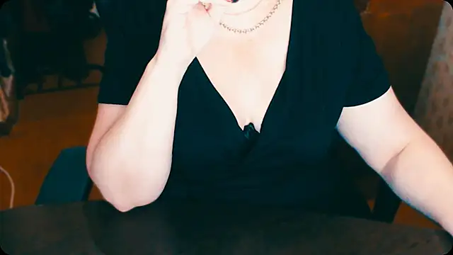 Snapshot of AlisaHot55 chatting on December 2024 11:17:02 AM AlisaHot55 online show from December 2024 11:17:02 AM