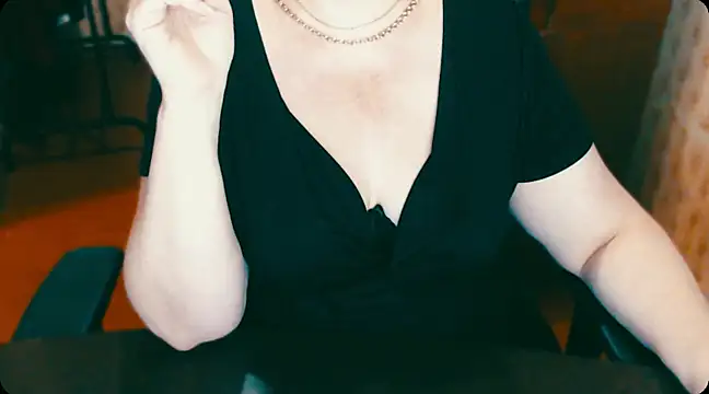 Snapshot of AlisaHot55 chatting on January 2025 04:45:01 PM AlisaHot55 online show from January 2025 04:45:01 PM